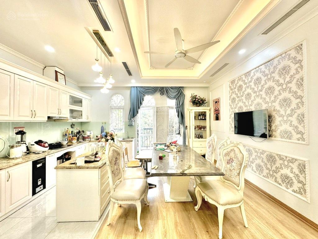 Bán lk khu đt louis city đại mỗ, thang máy, nội thất cao cấp  110m6tầng35.8tỷ 0962 797 ***