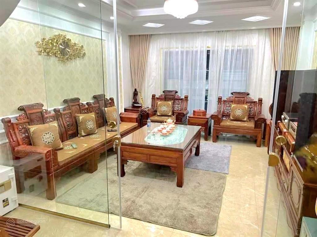 Cần bán gấp liền kề kđt văn khê2thoáng thang máy  kinh doanh 83m 5tầng  20.7tỷ 0962 797 ***.