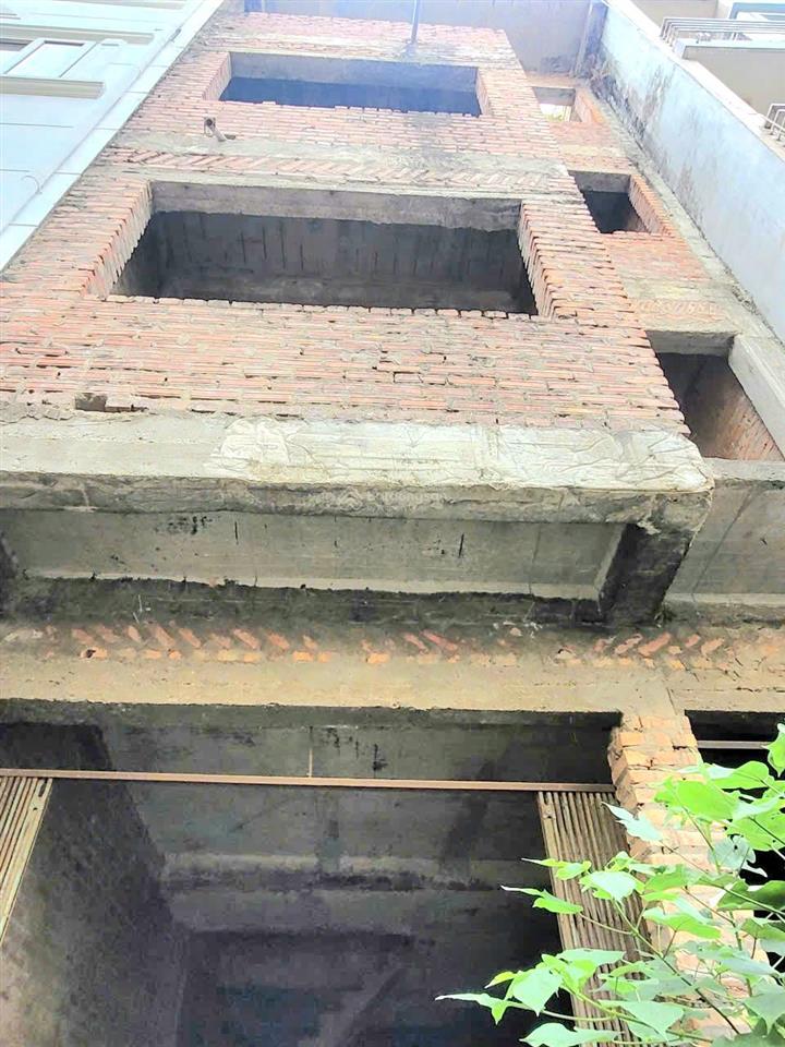 Bán liền kề văn khê, kinh doanh, ôtô tránh, vị trí đẹp, 2 mặt thoáng 83m2  chỉ 18.6tỷ. 0962 797 ***