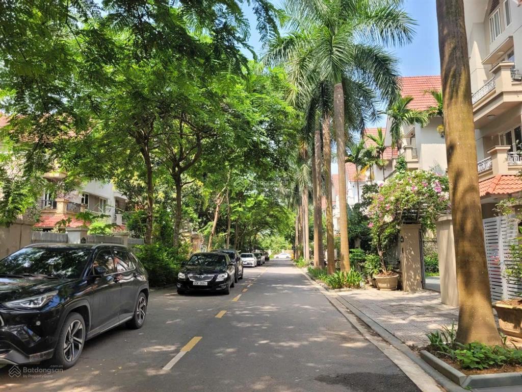 Biệt thự đẹp an hưngkđt dương nội, vị trí vip gần hồ, dt 250m 3tầngmt 12m chỉ 53tỷ 0962 797 ***