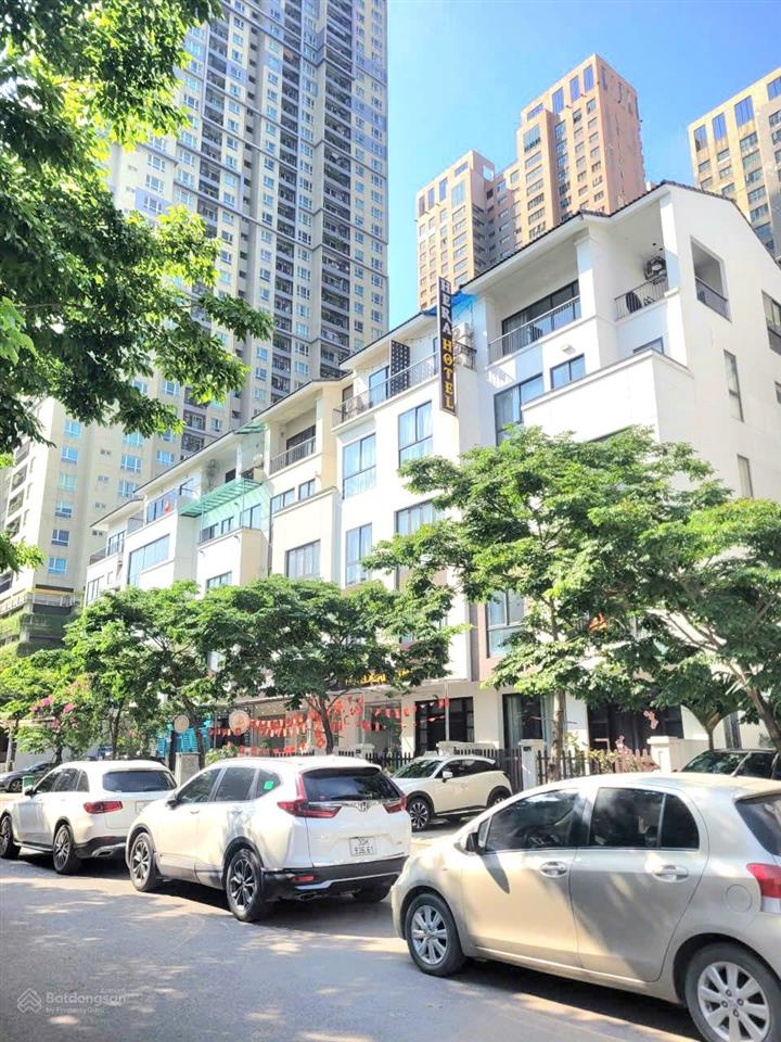 Lk hoàng thành  villas mỗ lao kinh doanh thang máy thông sàn 160m  7 tầng 0962 797 ***