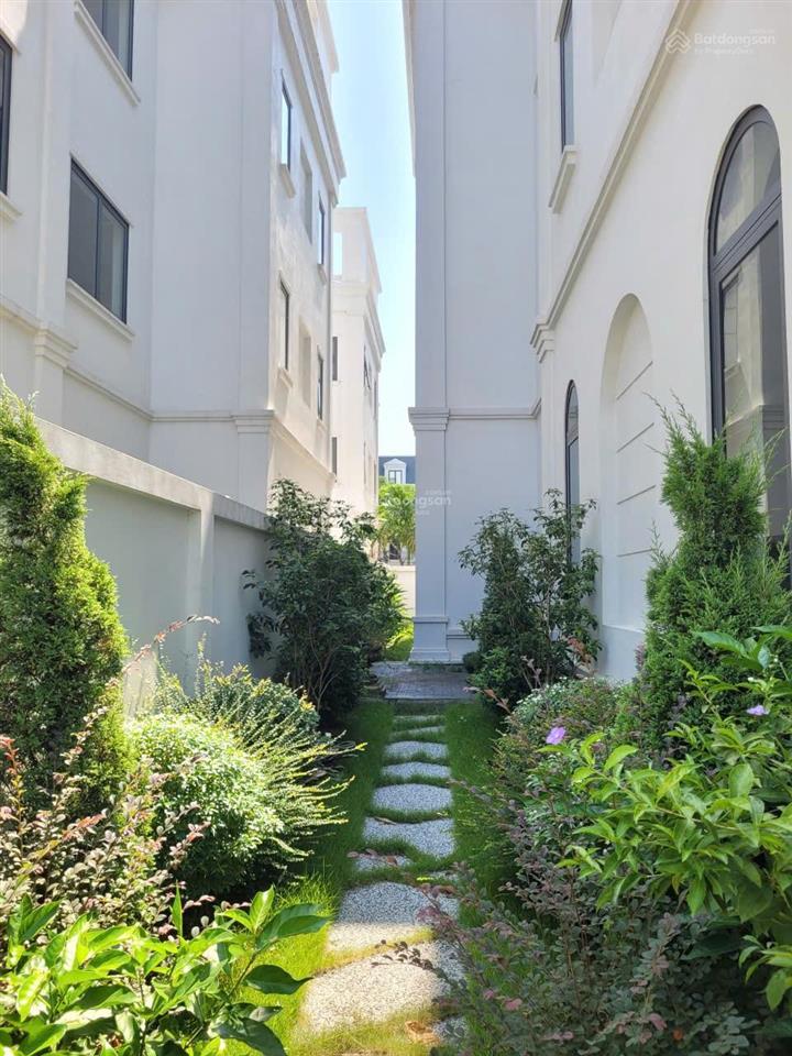 Bán biệt thự solasta mansion dương nội  nhà thô  ô chờ thang máy  215m  36 tỷ 0962 797 ***