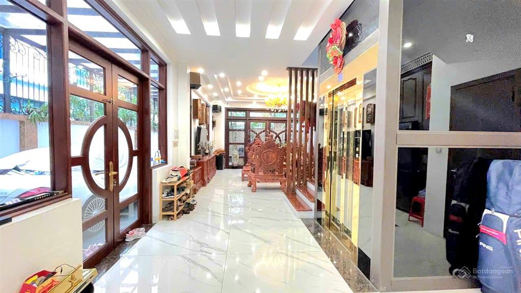 Bán gấp biệt thự trung tâm dương nộithang máy nhập  dt 180m  chỉ 42.9 tỷ  0962 797 ***