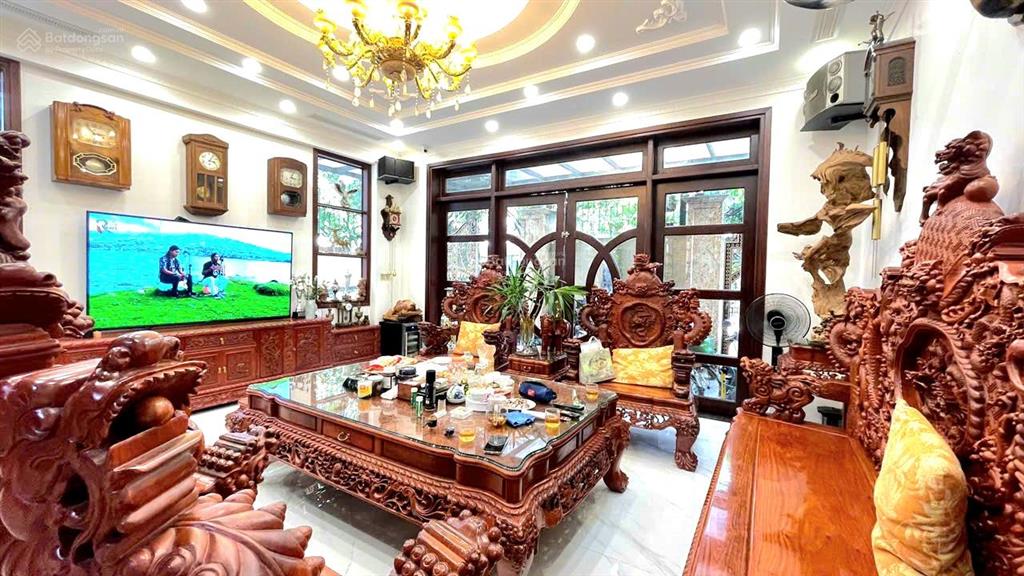 Bán gấp biệt thự trung tâm dương nộithang máy nhập  dt 180m  chỉ 42.9 tỷ  0962 797 ***