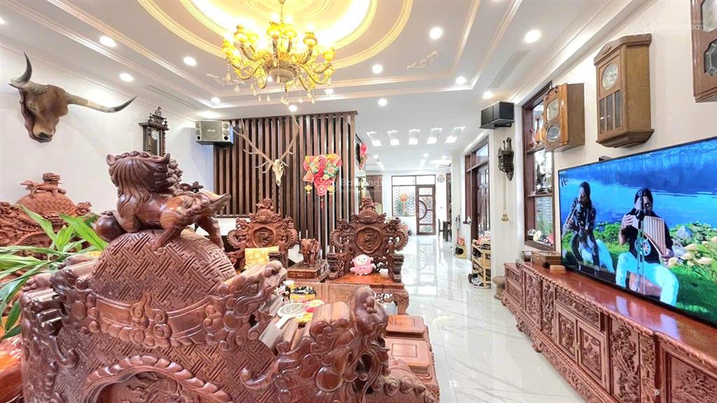 Bán gấp biệt thự trung tâm dương nộithang máy nhập  dt 180m  chỉ 42.9 tỷ  0962 797 ***