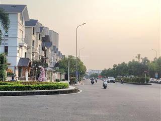 Bán biệt thự an khang dương nội, mặt đường 30m, 225m, 5 tầng, mặt tiền 9m, giá 63 tỷ 0962 797 ***