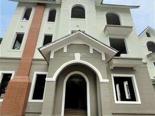 Bán biệt thự sân vườn gleximco lê trọng tấn 250m mặt tiền 12m view vườn hoa30 tỷ 0962 797 ***