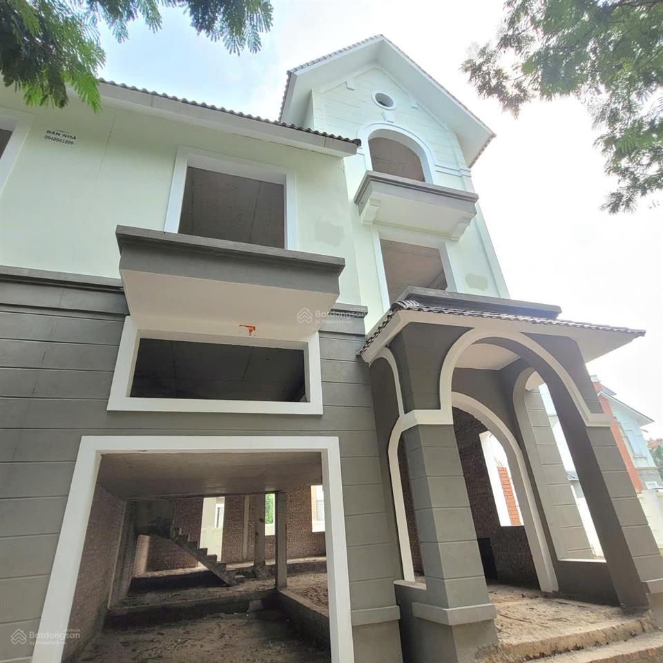 Bán biệt thự sân vườn gleximco lê trọng tấn 250m mặt tiền 12m view vườn hoa30 tỷ 0962 797 ***