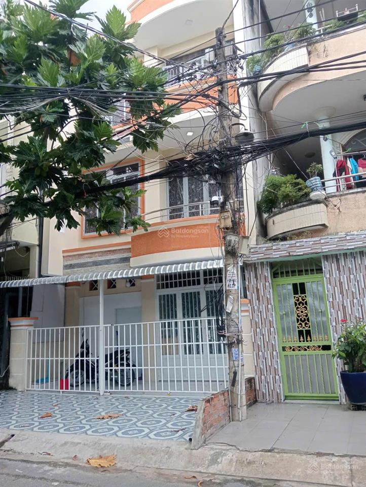 Bán nhà 6x16m, 2 lầu sân thượng, ngay kdc bình hưng, ngay bến xe q8