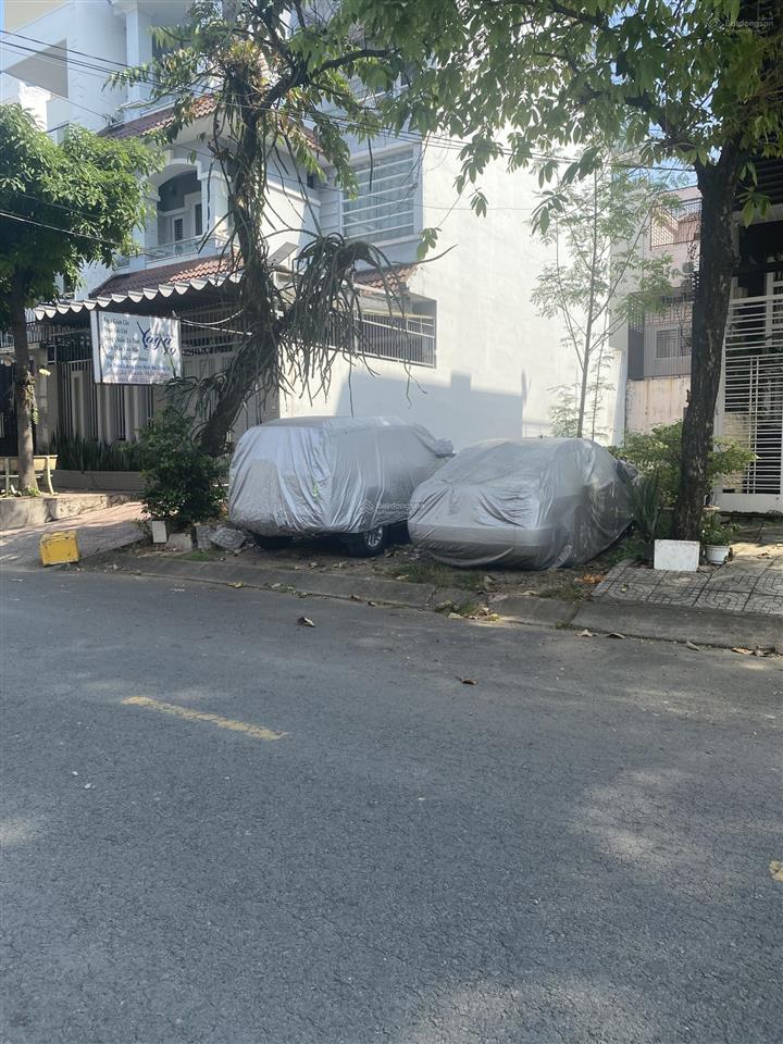 Bán lô đất biệt thự, 7x19.5m, ngay công viên, kdc phong phú 5 ( nay là xã bình hưng )