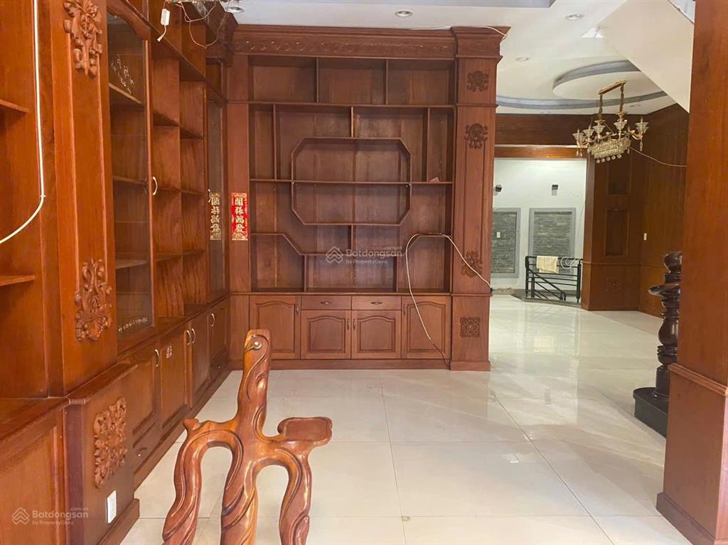 Bán biệt mt đường số 5 kdc ấp5 pp giáp bến xe q8, 7x19.5m, trệt 4 lầu