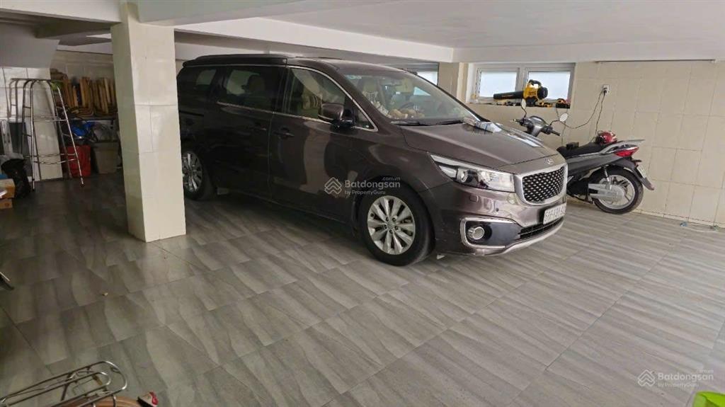 Bán biệt thự góc 2mt, dt 17x22m, 1 lầu áp ngói,33 dg 135f phước long a thủ đức ( q9 cũ )