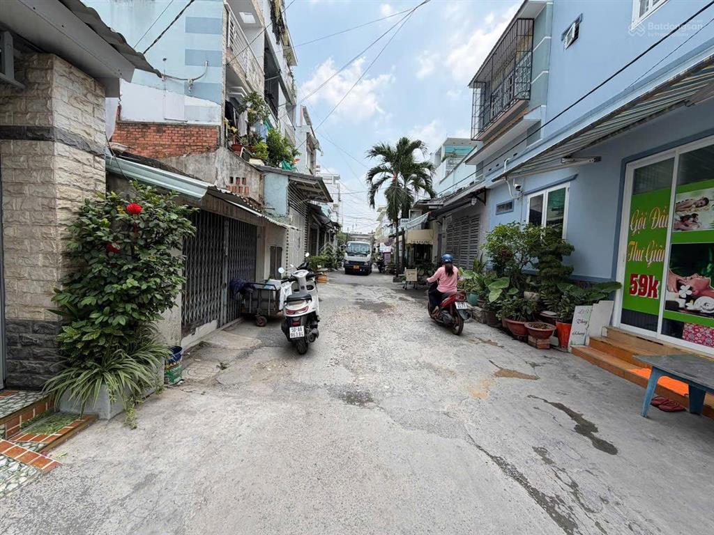 Bán nhà mt đường nội bộ, phạm thế hiển p4q8, dt 5x15m