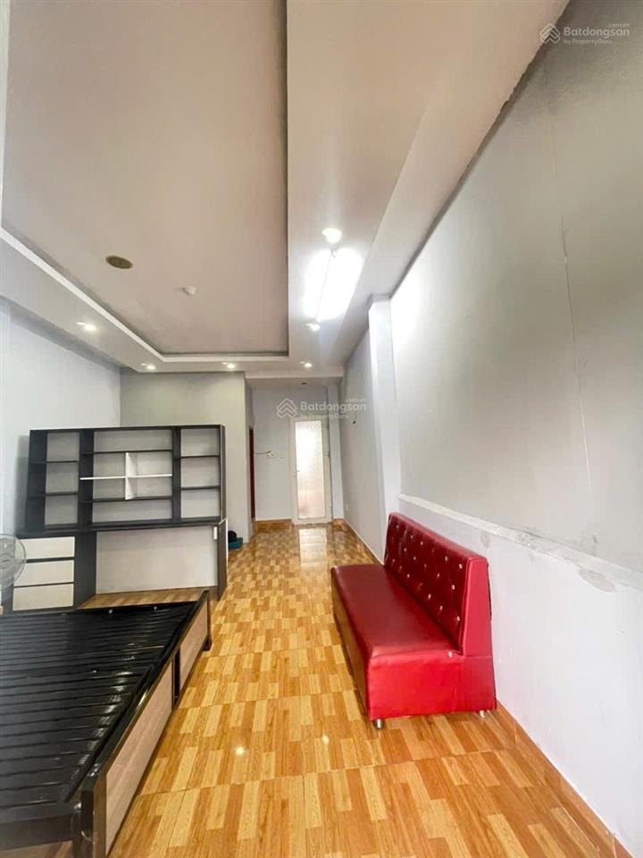 Bán nhà mt đường 320 bông sao p5 q8, đối diện công viên, dt 4x16m, 3.5 tấm