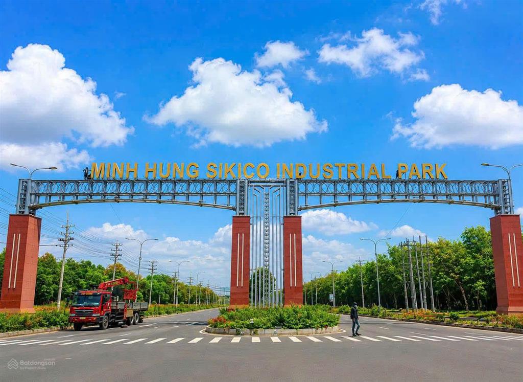 Tiếc đứt ruột  vợ chồng anh trai về quê bán gấp lô đất đẹp giá chỉ 2xx tri