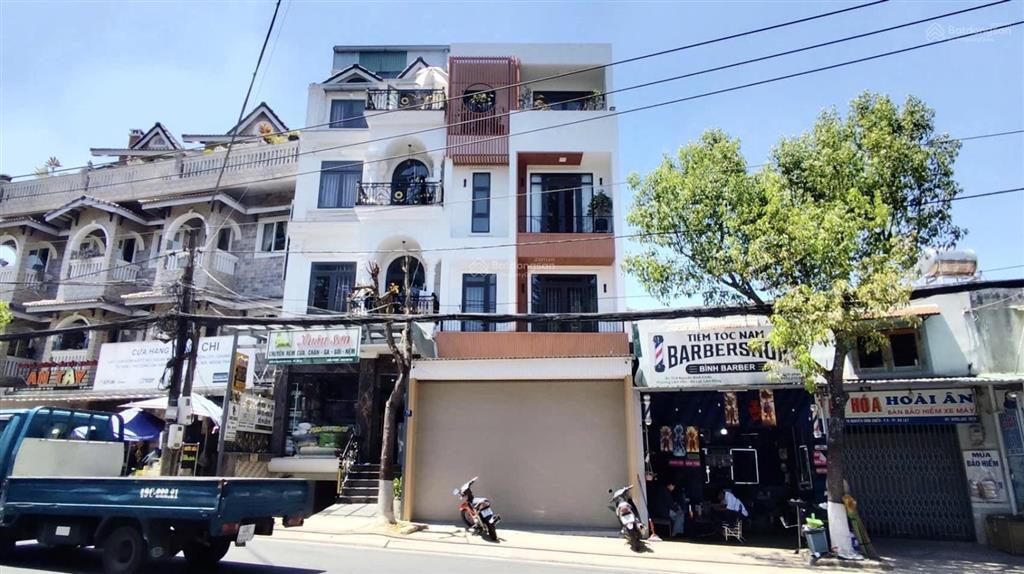 Giảm 4 tỷ bán nhà phố mặt tiền sổ riêng nguyễn đình chiểu đường trước nhà 14m