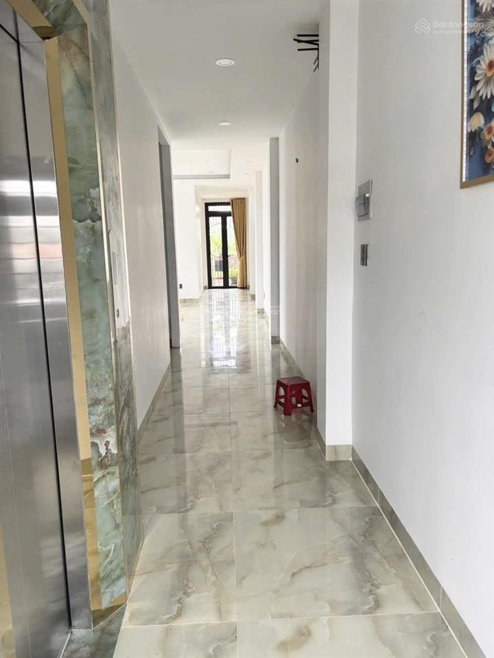 Giảm 4 tỷ bán nhà phố mặt tiền sổ riêng nguyễn đình chiểu đường trước nhà 14m