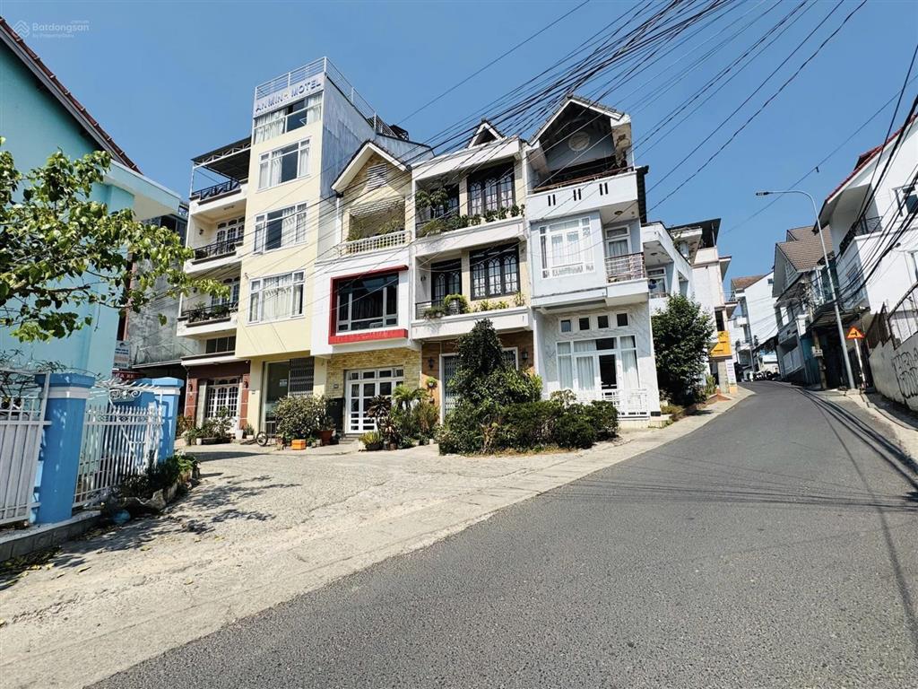 Giảm gấp 3 tỷ bán hotel 2 mặt tiền bà triệu đà lạt  cách hồ xuân hương chỉ 800m