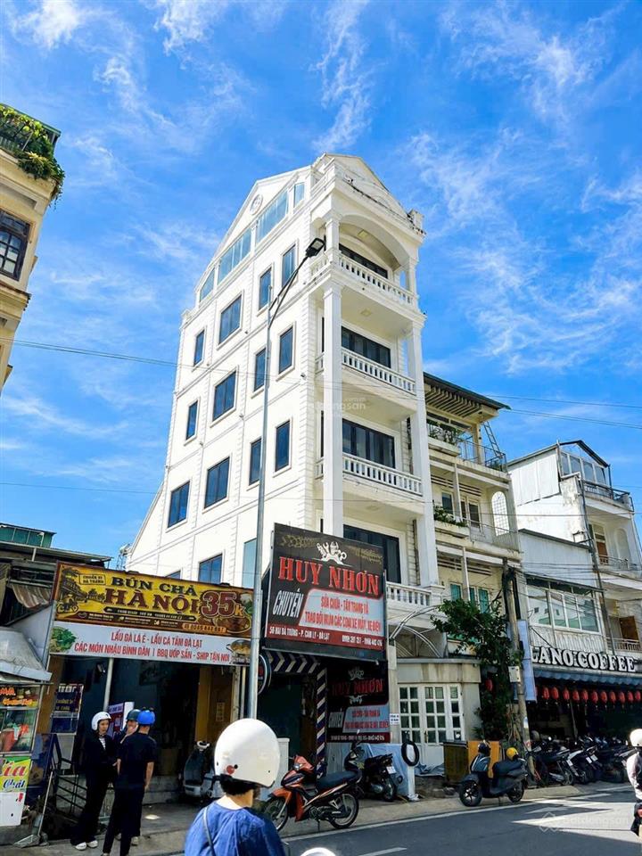Nhà 2 mặt hai bà trưng tiền lõi trung tâm  cách hồ xuân hương chỉ 500m  khu sầm uất nhất đà lạt
