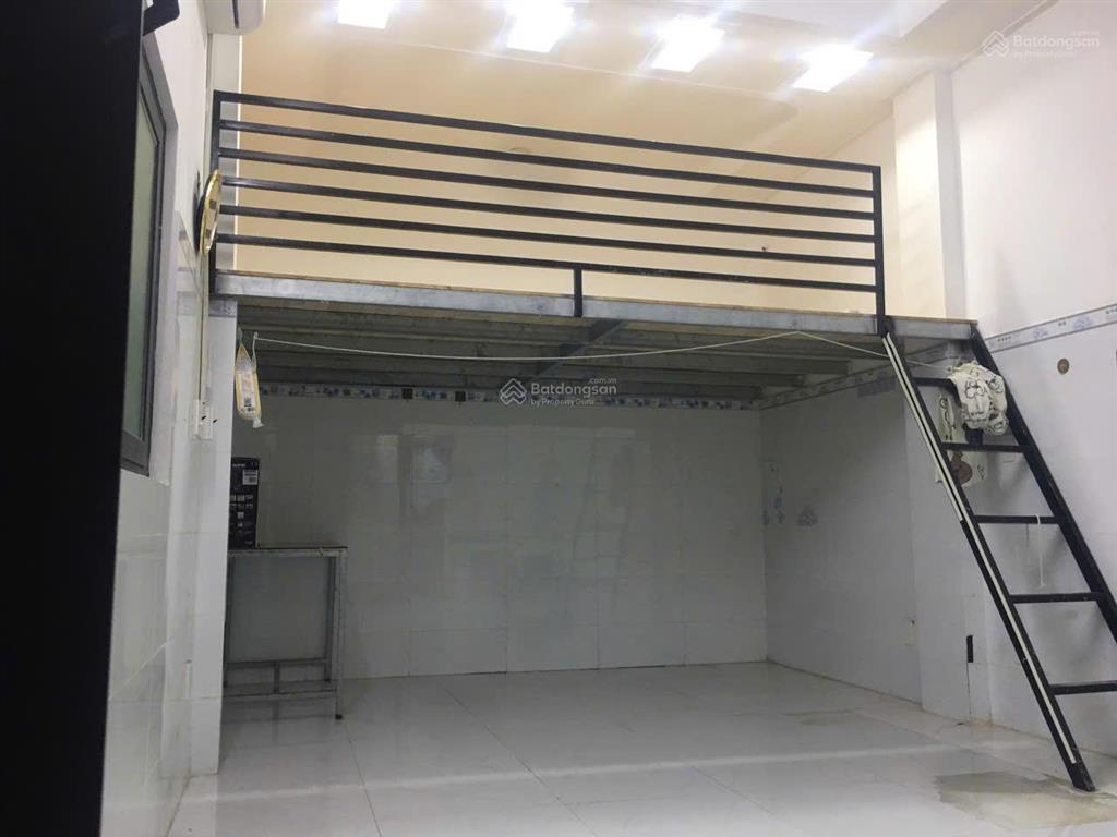 Cho thuê phòng trọ diện tích dùng lên đến 18m2 có sẵn thiết bị, vệ sinh, bàn bếp, bồn rửa bát.