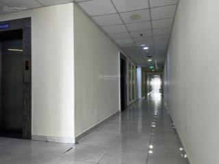 Bán cc tại zen tower, 2,1 tỷ, 65 m2, 2pn, 2vs, giá cực chất hot!