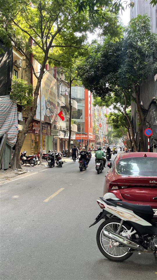 Cho thuê nhà mặt phố trần quang diệu 50m x 5 tầng giá 32 triệu/tháng