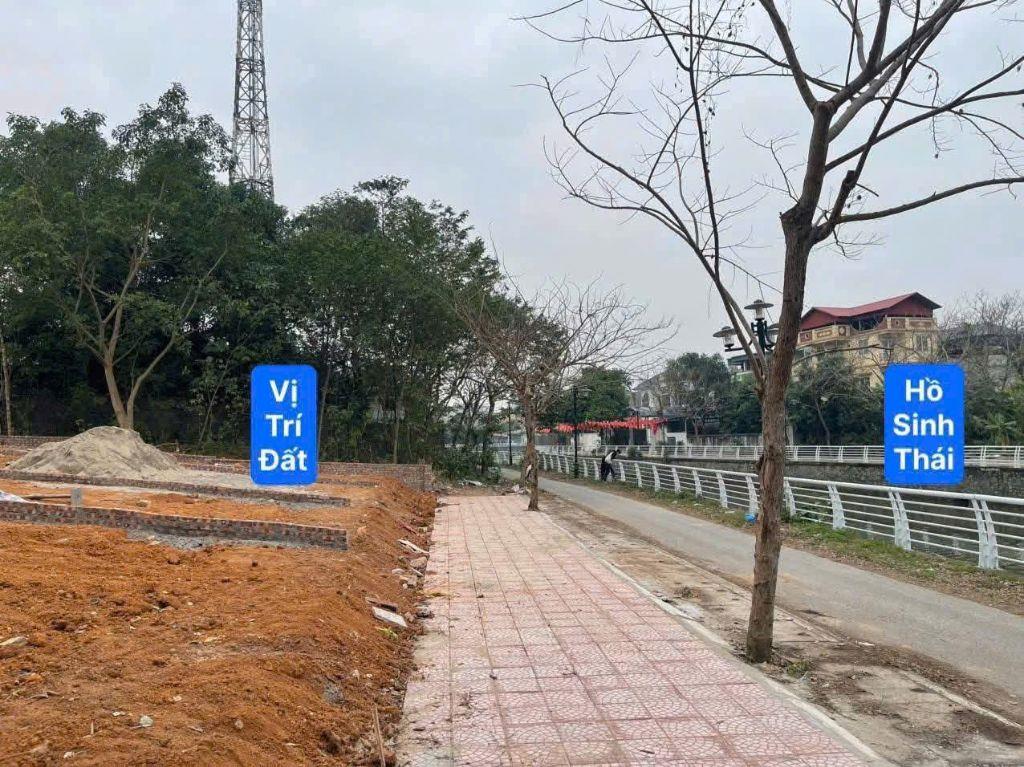 BÁN GẤP LÔ ĐẤT ĐẸP VIEW HỒ ĐÔNG PHÚ 2 ĐỒNG TÂM 100m2 MT5m ĐƯỜNG Ô TÔ SẴN SỔ 2,1X TỶ SĐCC 0988296228