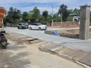 Cần bán nhanh lô đất thôn Lưu Quang, tt. Gia Khánh DT 133,5m2 MT 5m nở hậu đẹp giá chỉ 750 triệu 0988296228