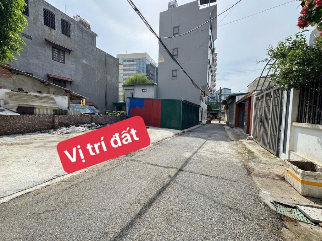 Bán lô đất đẹp Trần Phú, Liên Bảo đối diện bệnh viện đa khoa tỉnh DT 61m MT 10m giá 2,55ty 0988296228