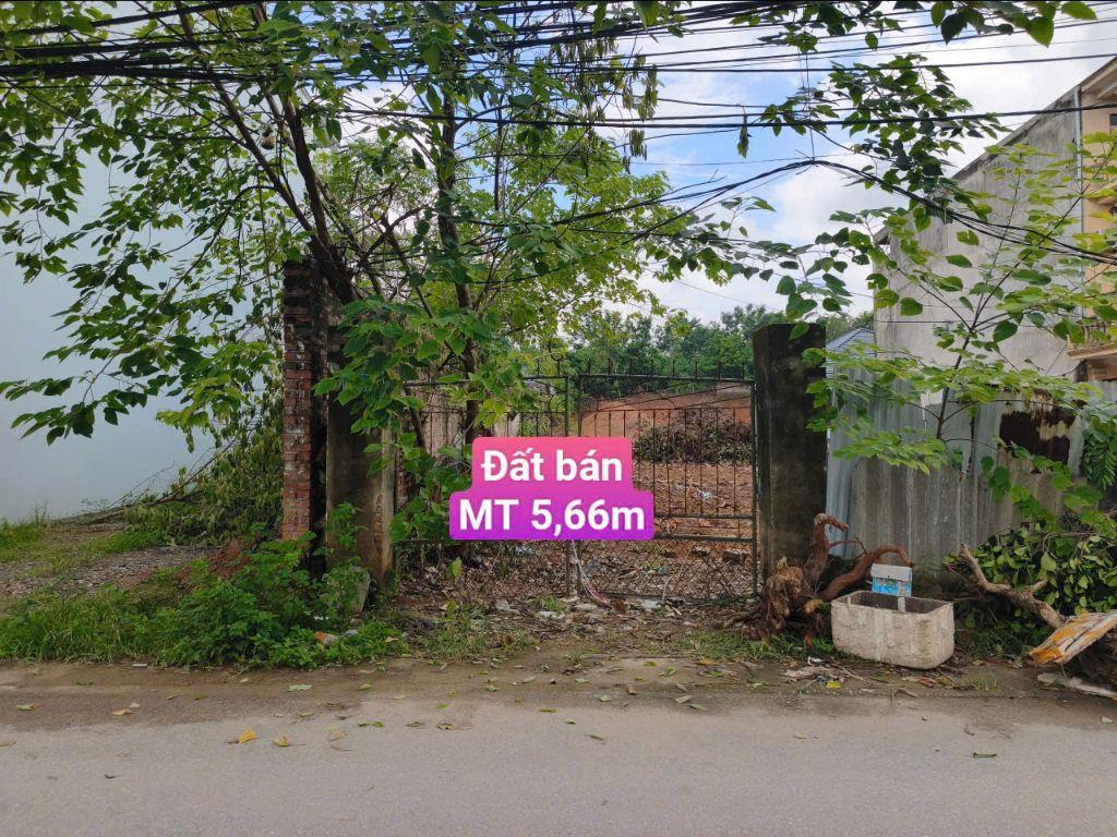 Gia đình cần tiền bán nhanh lô đất kinh doanh trục chính Làng Bầu 91.3m2 MT 5,66m nở hậu giá 2,4 tỷ 0988296228