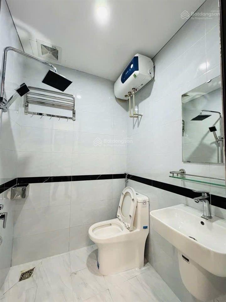 Chính chủ bán nhà cự lộc  thanh xuân vị trí đắc địa dòng tiền ổn định 70tr/1 tháng full nội thất