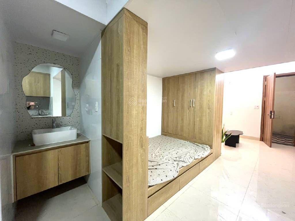 Chính chủ bán nhà tập thể thọ lão  hai bà trưng tầng 2 full nội thất cao cấp 2 mặt thoáng