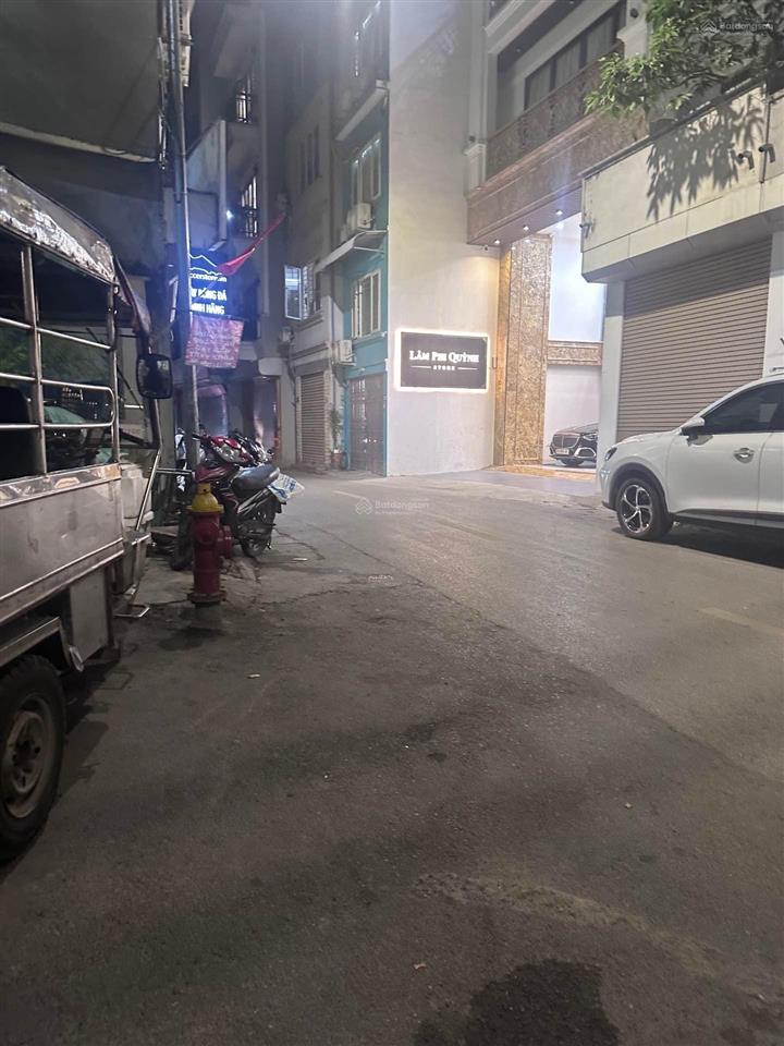 Chính chủ bán nhà mặt phố chùa quỳnh ô tô tránh vỉa hè kinh doanh đường thông hè thoáng sáng