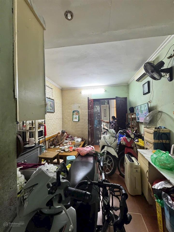 Chính chủ bán nhà hồng mai  hai bà trưng ngõ thông kinh doanh  lô góc vị trí đẹp