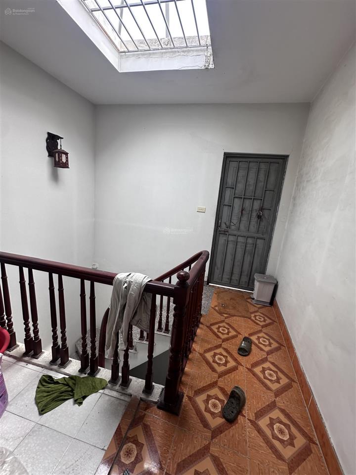Chính chủ bán nhà trường chinh ngã tư sở vị trí gần ô tô 50 mét  ra mặt phố gần ngõ 3 gác tránh