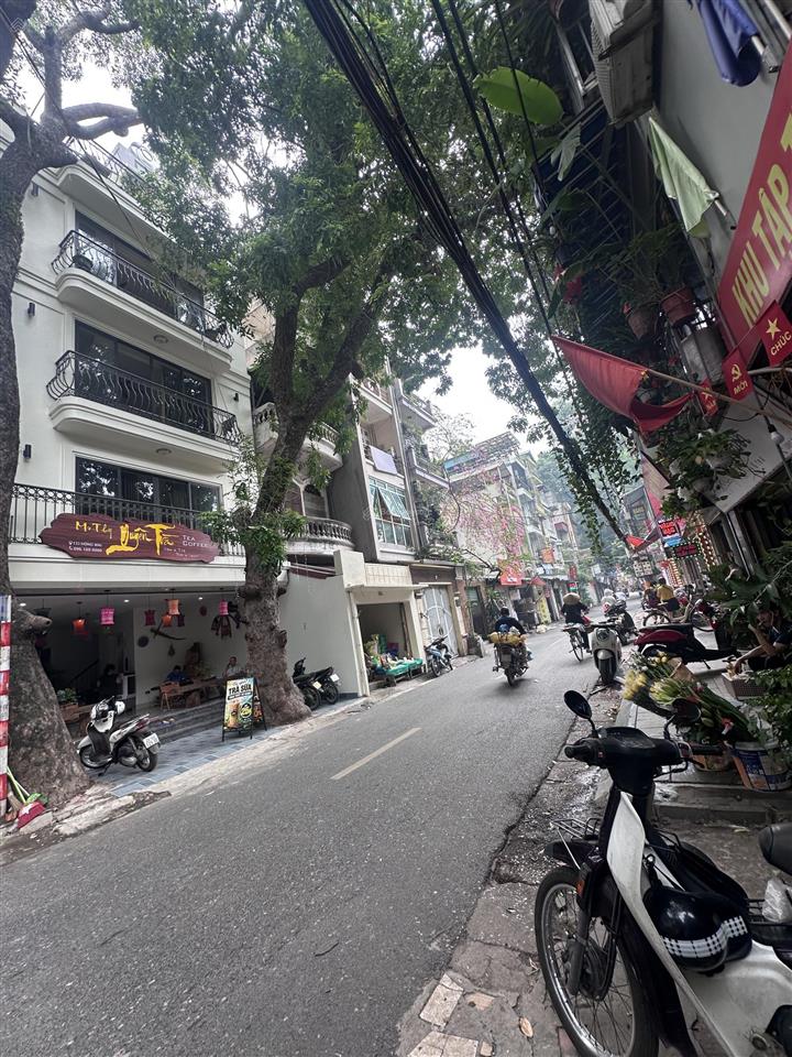 Chính chủ bán nhà thanh xuân  ô tô đỗ cửa vào nhà vị trí đẹp oto thông kinh doanh