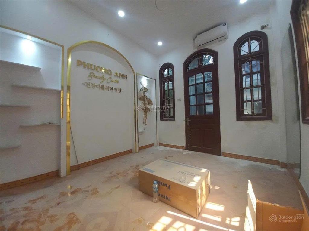 Chỉ 7,15 tỷ có ngay nhà 30m2*5t  lô góc  30m ra phố bùi xương trạch, thanh xuân