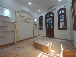 Chỉ 7,15 tỷ có ngay nhà 30m2*5t  lô góc  30m ra phố bùi xương trạch, thanh xuân