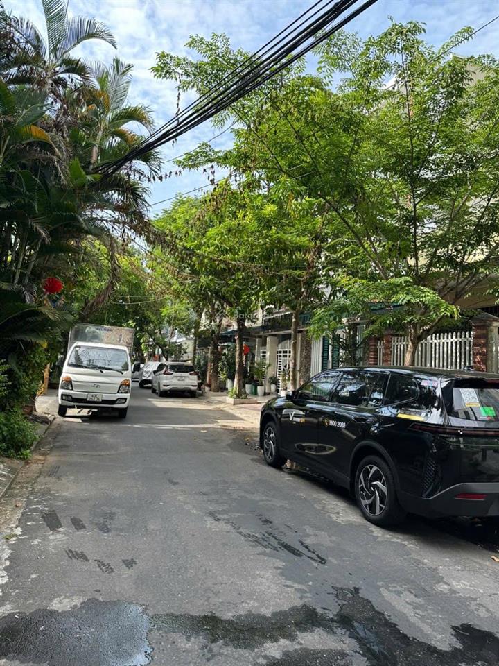 Bán lô đất tặng nhà cấp bốn đường 5,5m trần xuân soạn // nguyễn hữu thọ khuê trung