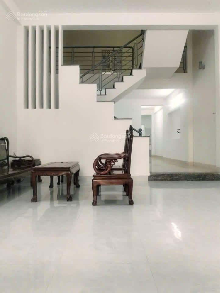 Bán nhà 2 tầng 2 mê đúc đường nguyễn đức thiệu  hoà thọ đông
 diện tích #100m(5*20)