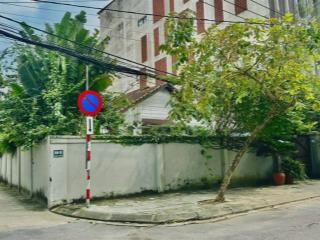 Lô góc chế lan viên. cách biển mỹ khê 2 phút di chuyển. diện tích 322m2. giá 60 tỷ