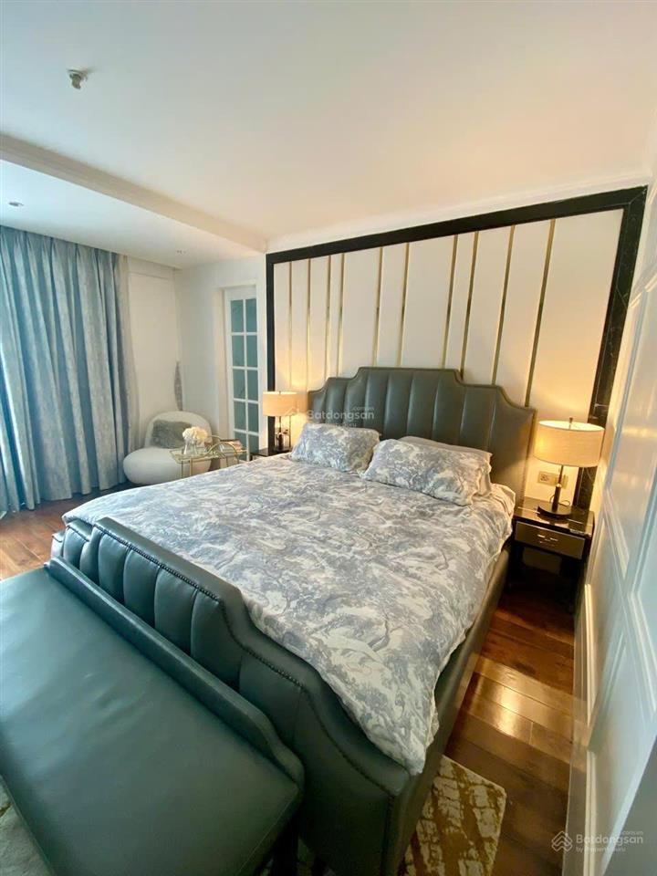 Penthouse đảo kim cương  tổng 600m2  hồ bơi sân vườn  đã có sổ hồng