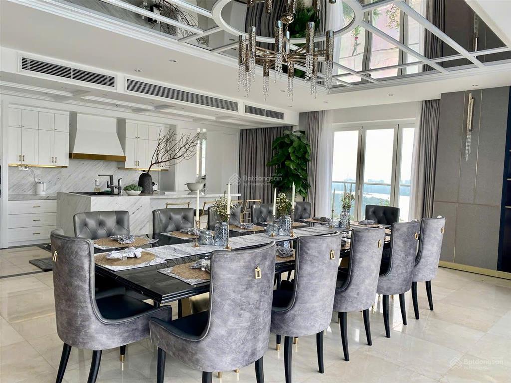 Penthouse đảo kim cương  tổng 600m2  hồ bơi sân vườn  đã có sổ hồng
