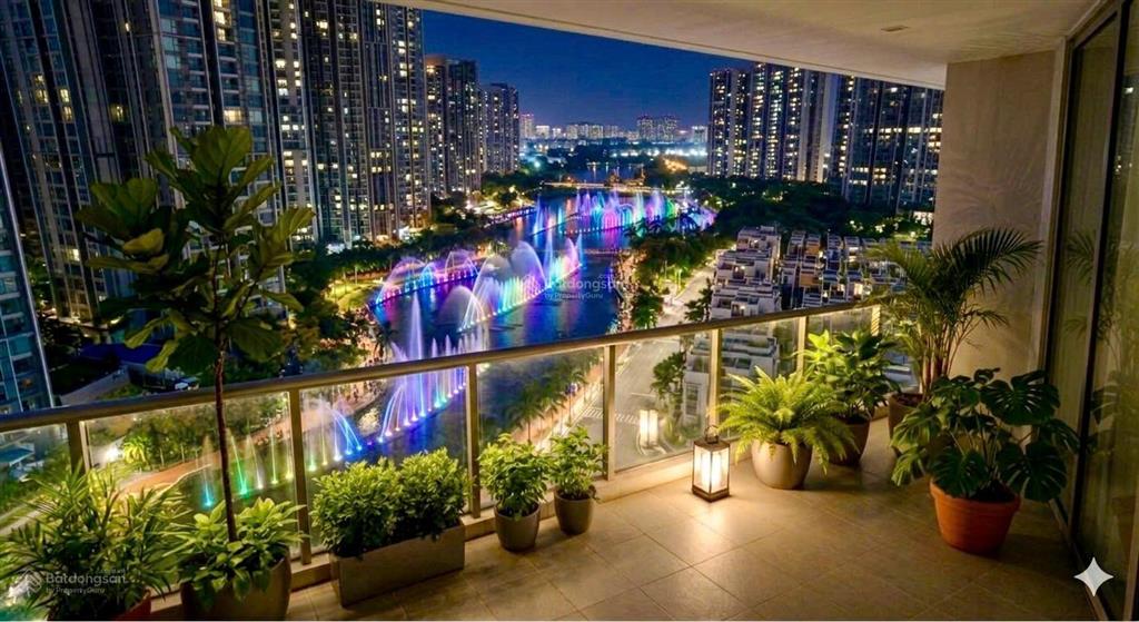 Tin thật giá thật  căn hộ 2pn view nhạc nước giá 8,6 tỷ phân khu ct3