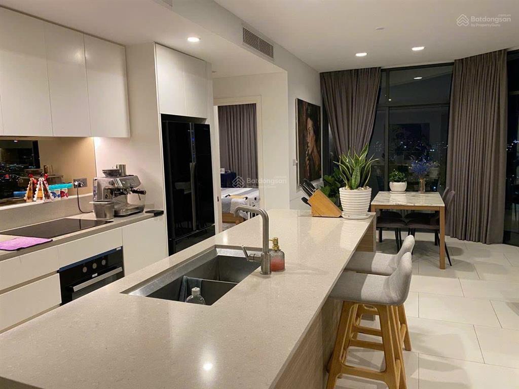 City garden 2pn 106m2 giá 35 triệu/tháng, giá tốt, nhà mới làm lại nội thất mới, xem dễ