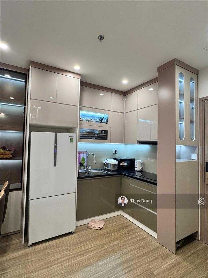 Cho thuê căn hộ 1pn+ full đồ đẹp 48m2 giá 10tr/th sakura vinhomes smart city ,  0334 122 ***