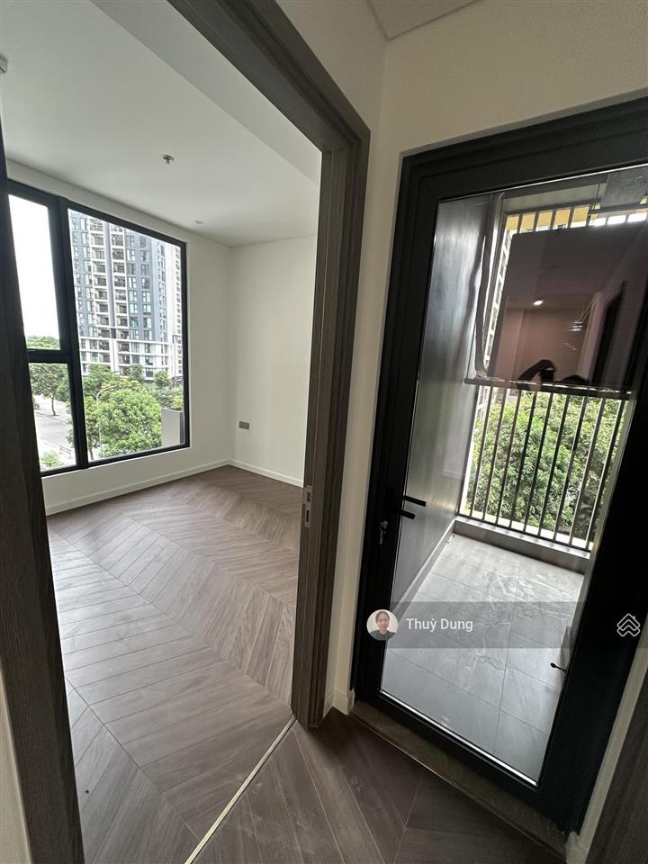 Cho thuê căn 2pn+ 65m² đồ cơ bản, phân khu mới, miễn phí dv, tầng thấp, hướng mát  0334 122 ***