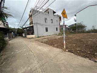 Bán nhanh lô góc xã vĩnh trung dt 100,4m2  mt 5,5m  full thổ cư  đất vuông vức, cao ráo  1,8tỷ