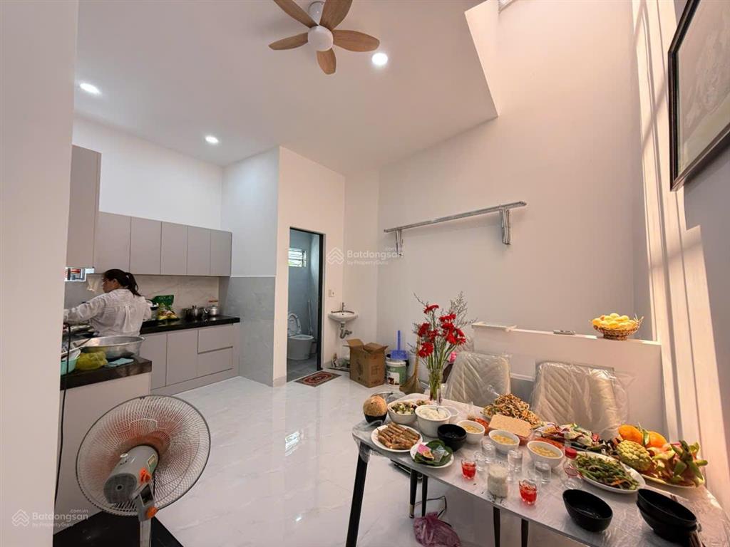 Chỉ 3ty470tr sẽ sở hữu căn nhà mới đẹp cách biển 1.5km, gần chợ, dt 87,4m2 nở hậu, hẻm 3m thông