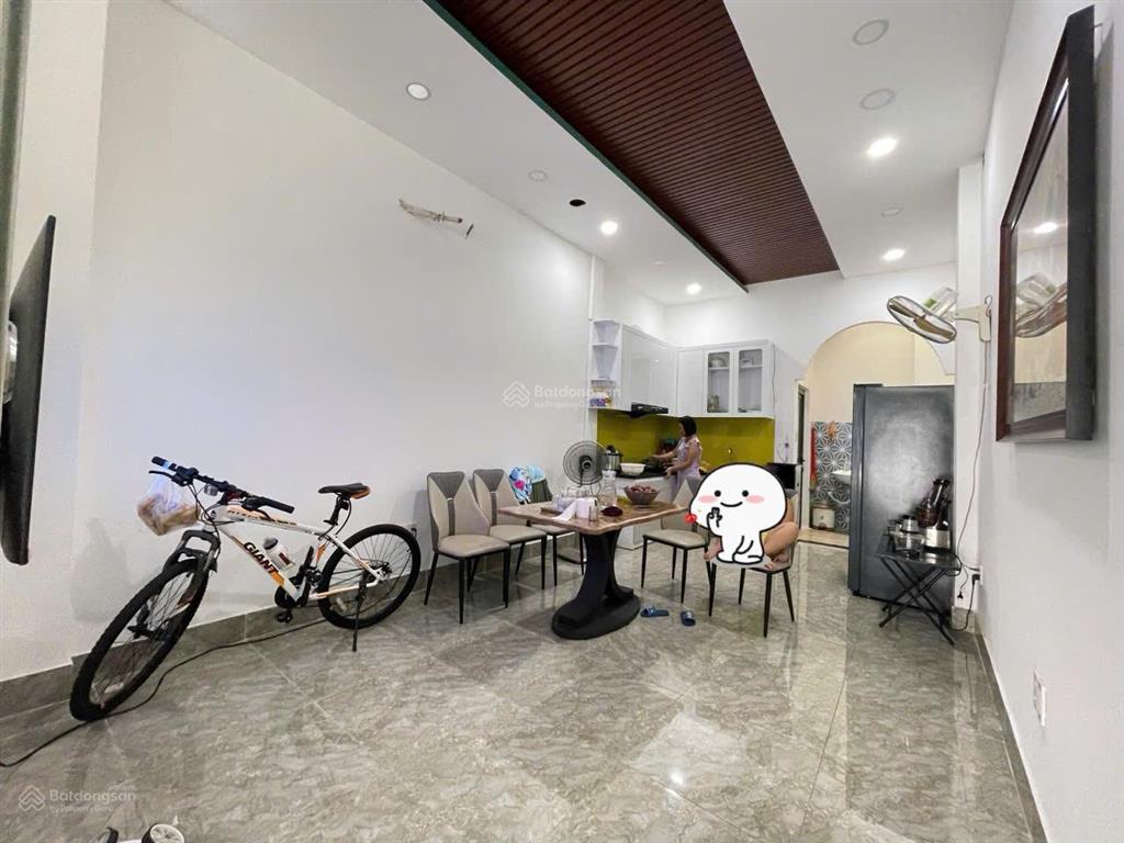 Bán nhà phố 3 tầng mặt tiền đường lê hồng phong 56,6m2, full nội thất, phù hợp kinh doanh, 8,65 tỷ